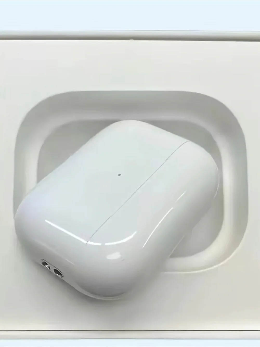 Apple White Wireless Earbud Charging Case